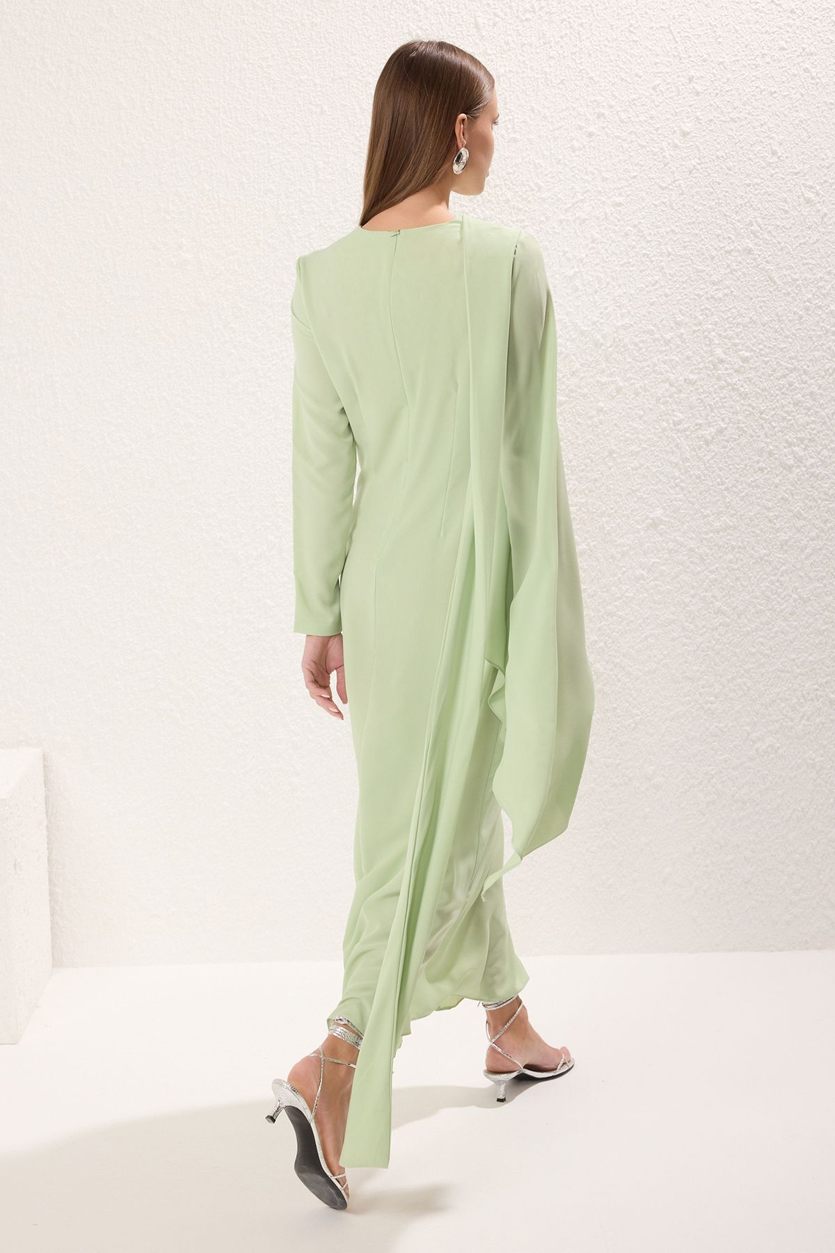 Trendyol Light Green Shawl Detailed Lined Evening Dress