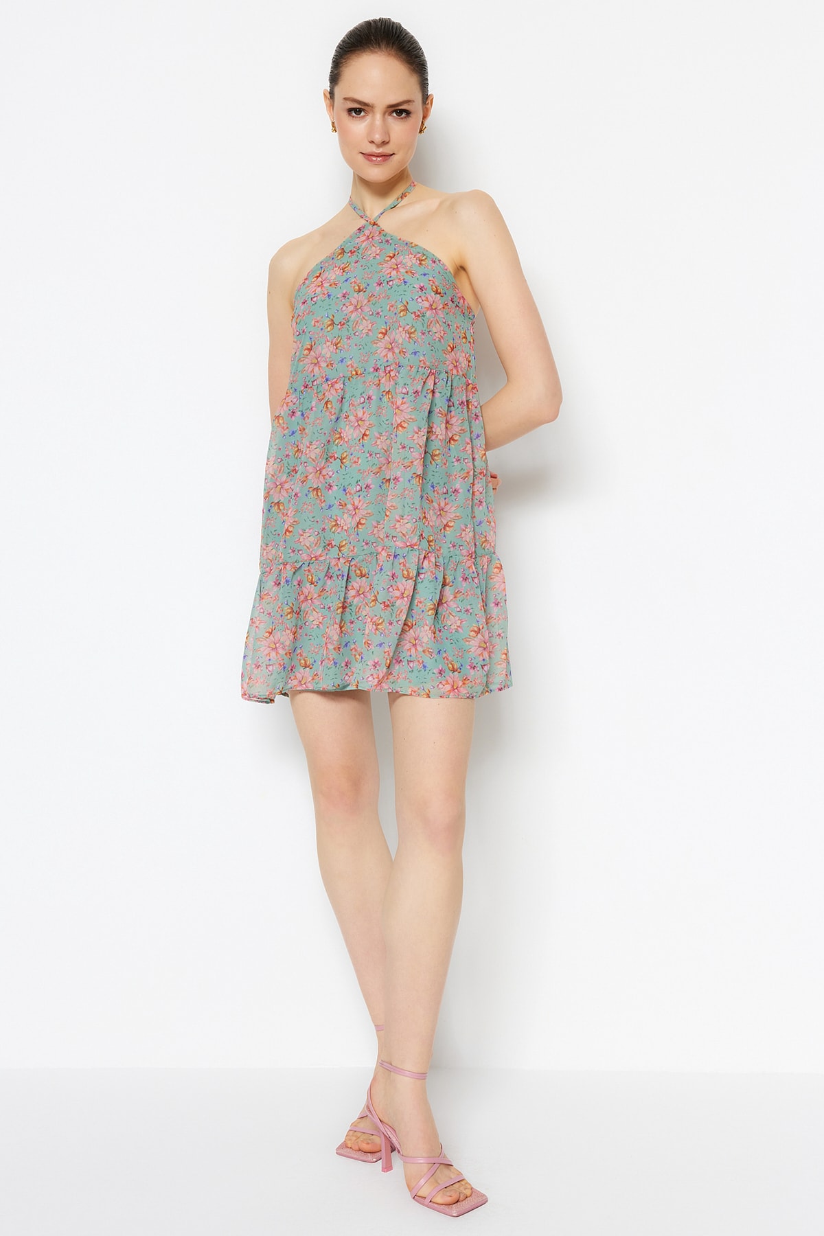 Trendyol Green Straight-Cut Mini Mini Woven Lined, Ruffled Floral Dress