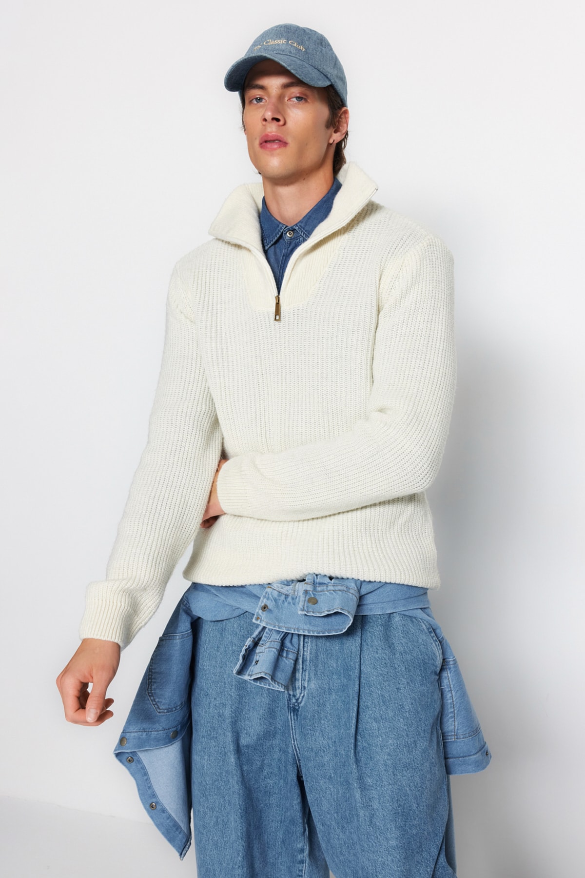 Trendyol Sweater - Ecru - Regular fit