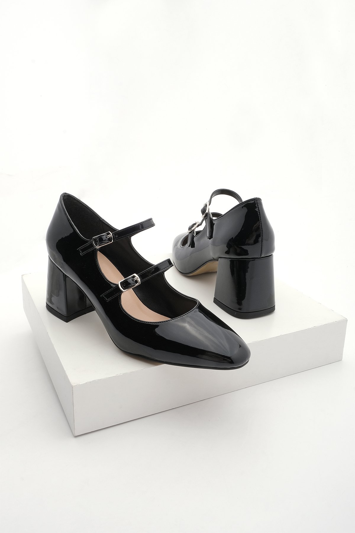 Levně Marjin Women's Chunky Heel Double Strap Classic Heel Shoes Asney Black Patent Leather