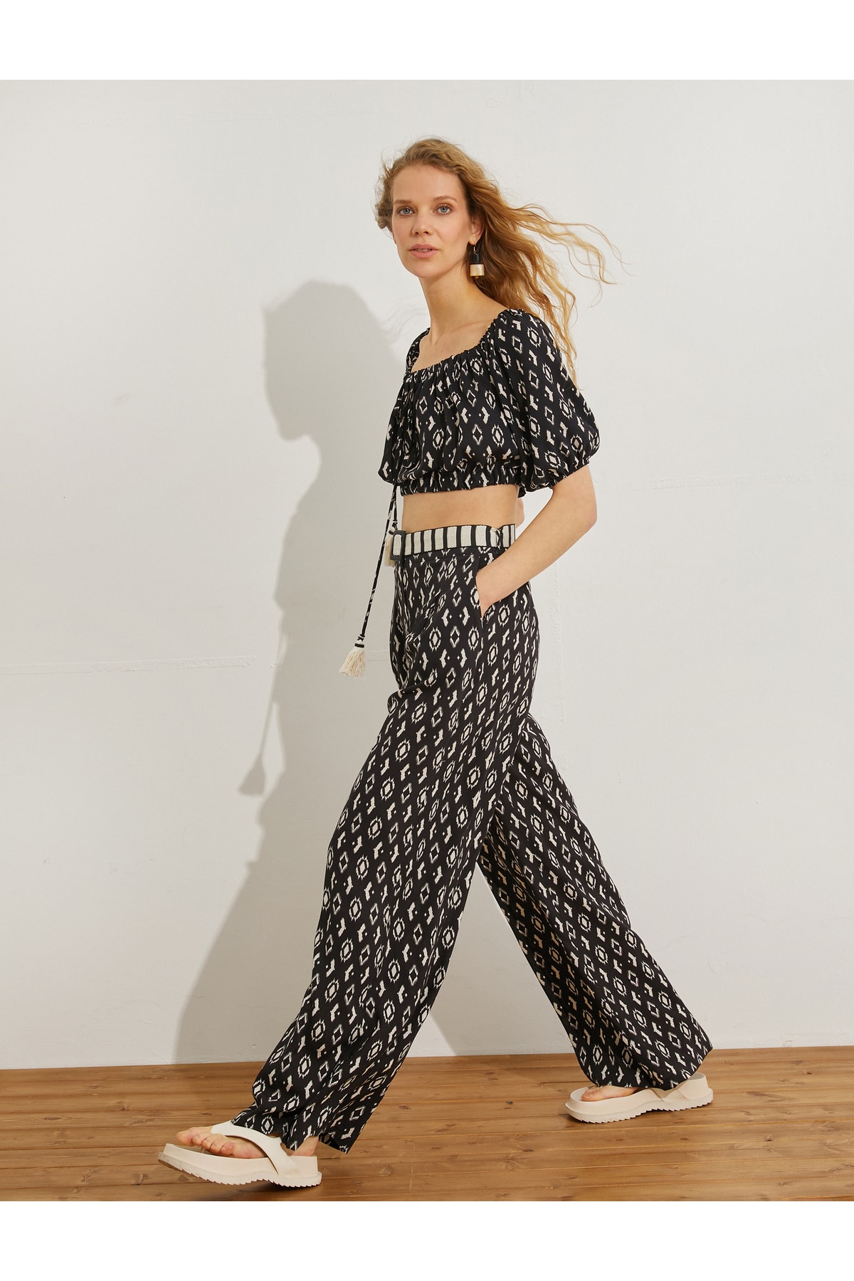 Levně Koton Ethnic Printed Palazzo Trousers with Belt