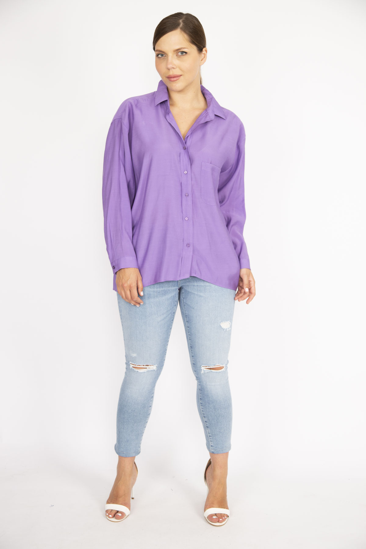 Levně Şans Women's Plus Size Lilac Poplin Fabric Front Buttons Long Back Tunic