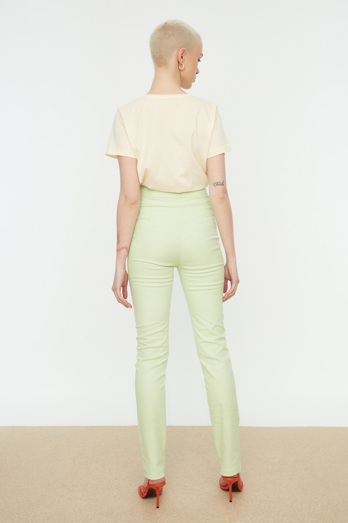 Pantaloni Trendyol - Verde - Slim