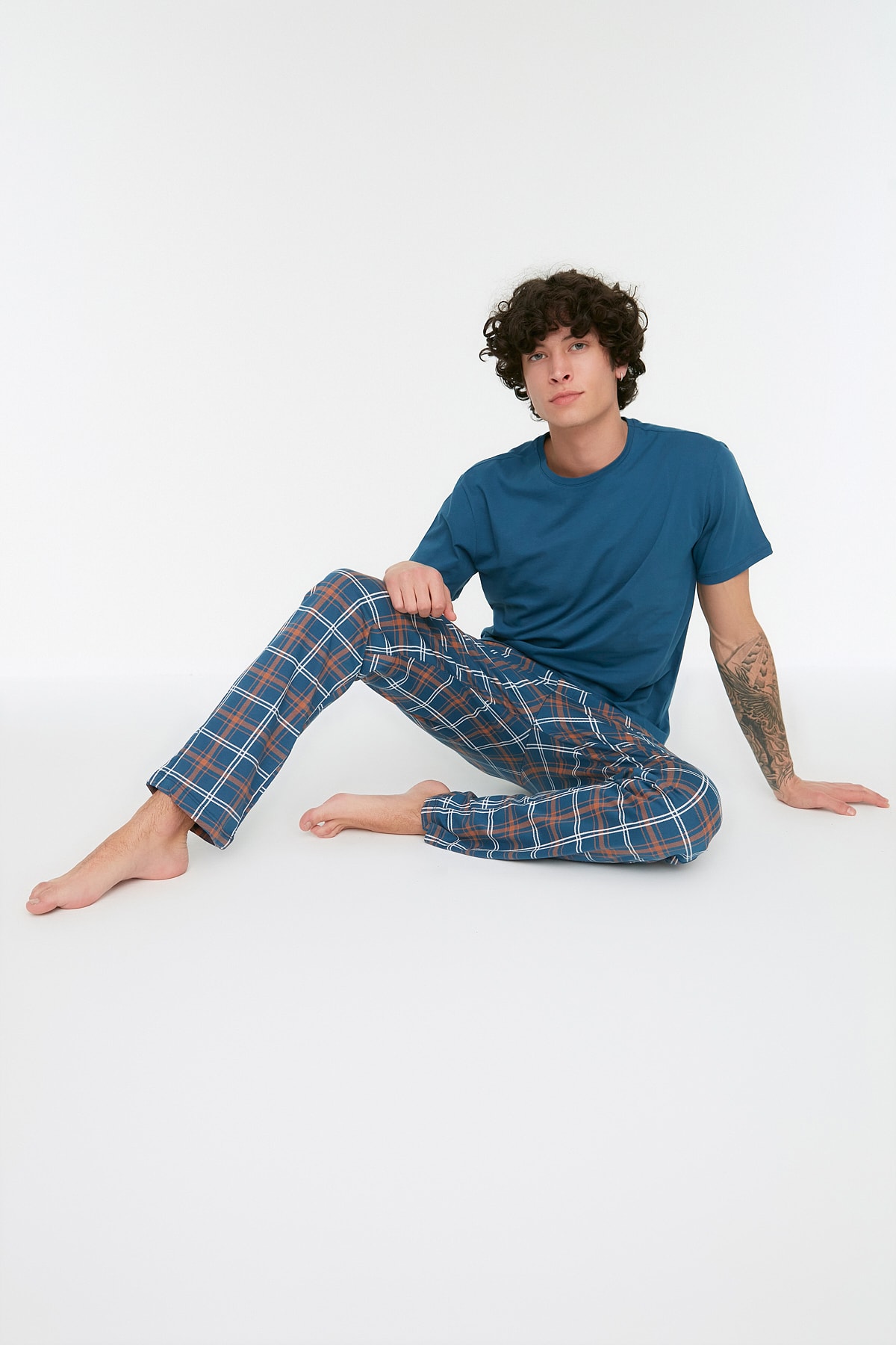 Levně Trendyol Navy Plaid Knitted Pajamas Set