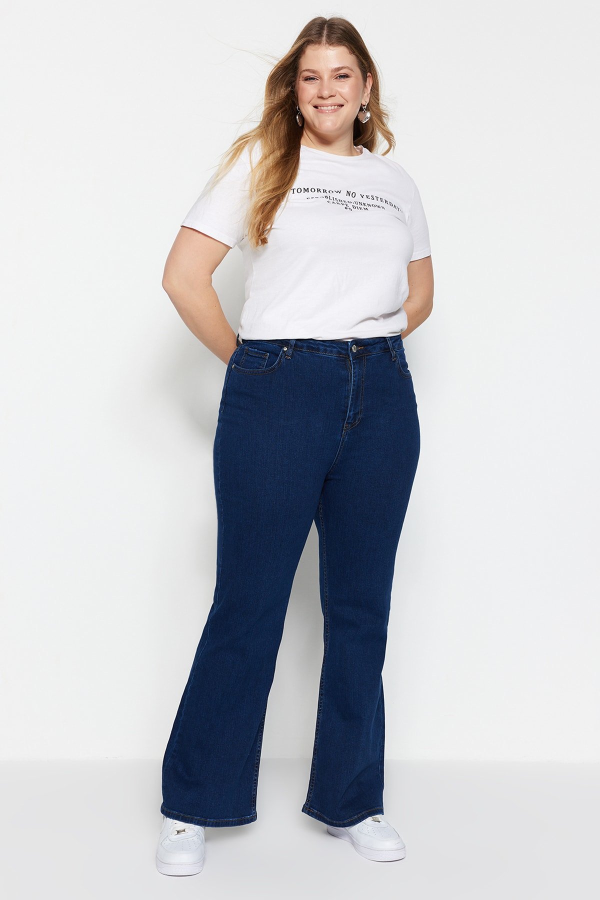 Trendyol Curve Plus Size Τζιν – Blau – Slim