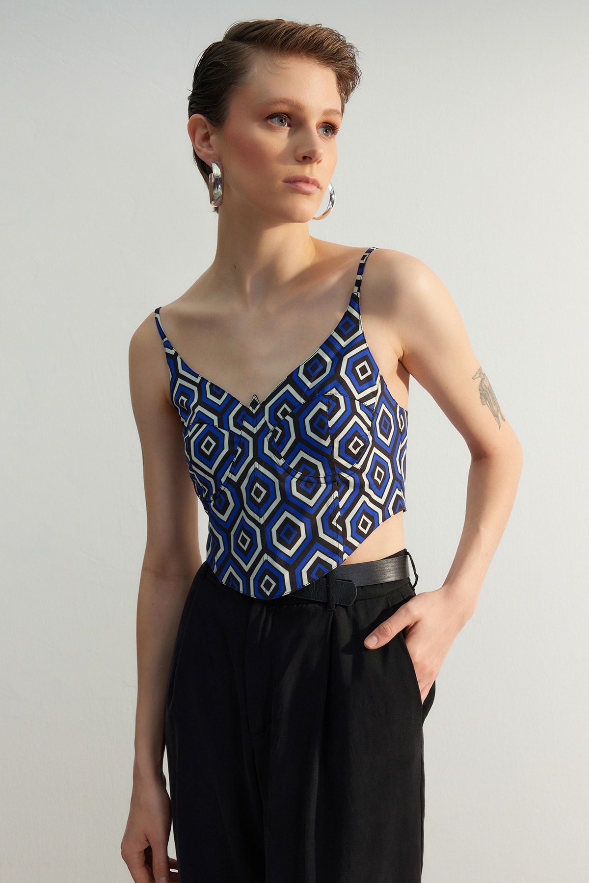 Trendyol Limited Edition Black Crop Corset Woven Straps Geometric Pattern Blouse