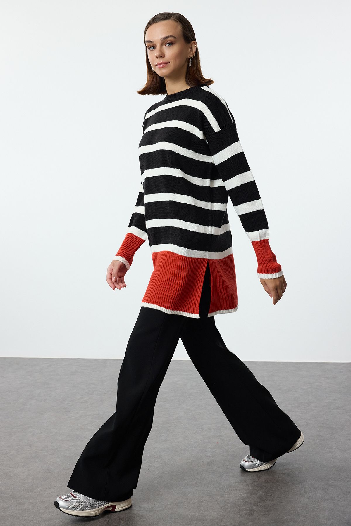 Trendyol Black Red Striped Knitted Sweater