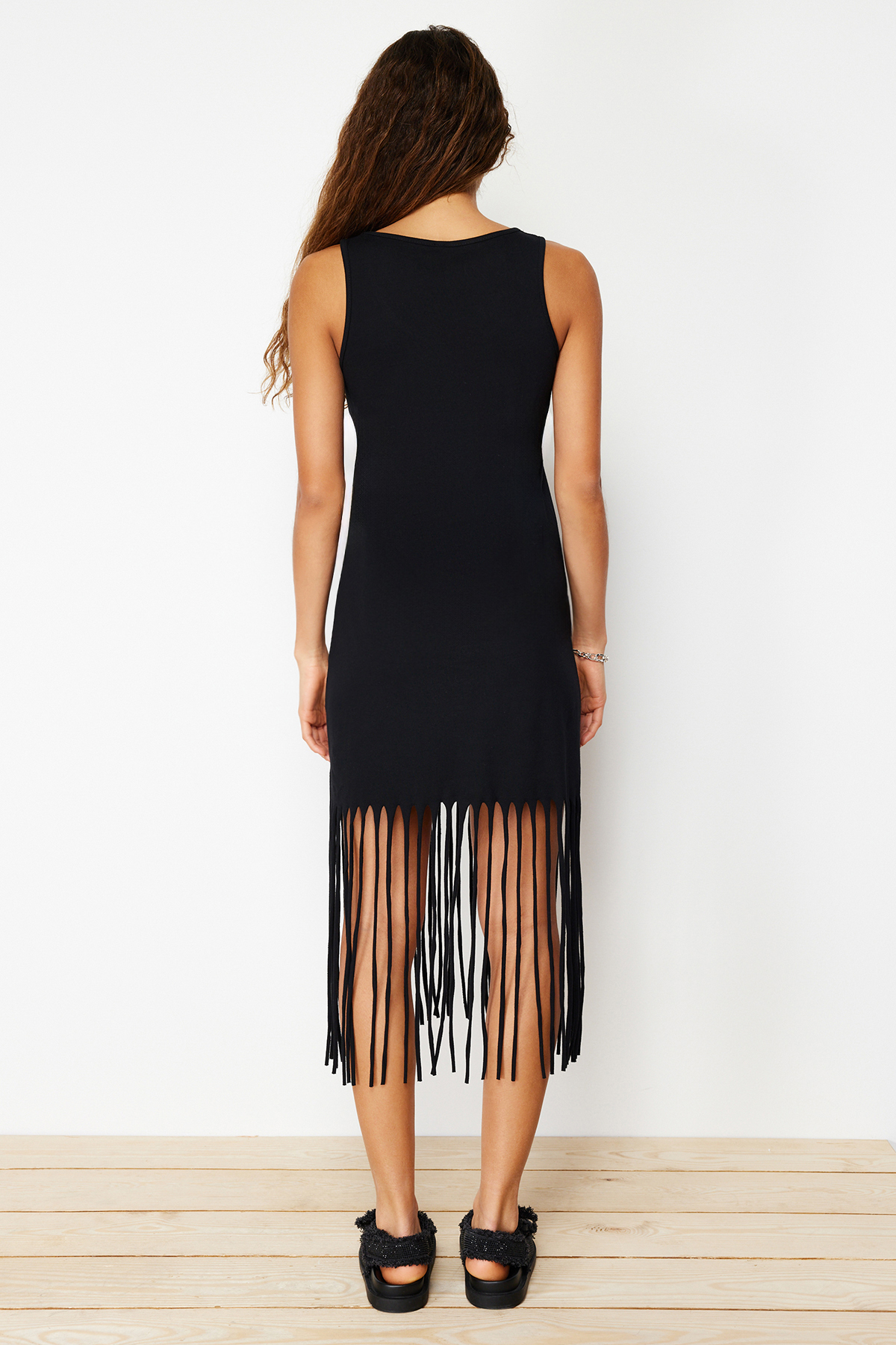 Trendyol Black Tasseled Pool Neck Knitted Midi Dress