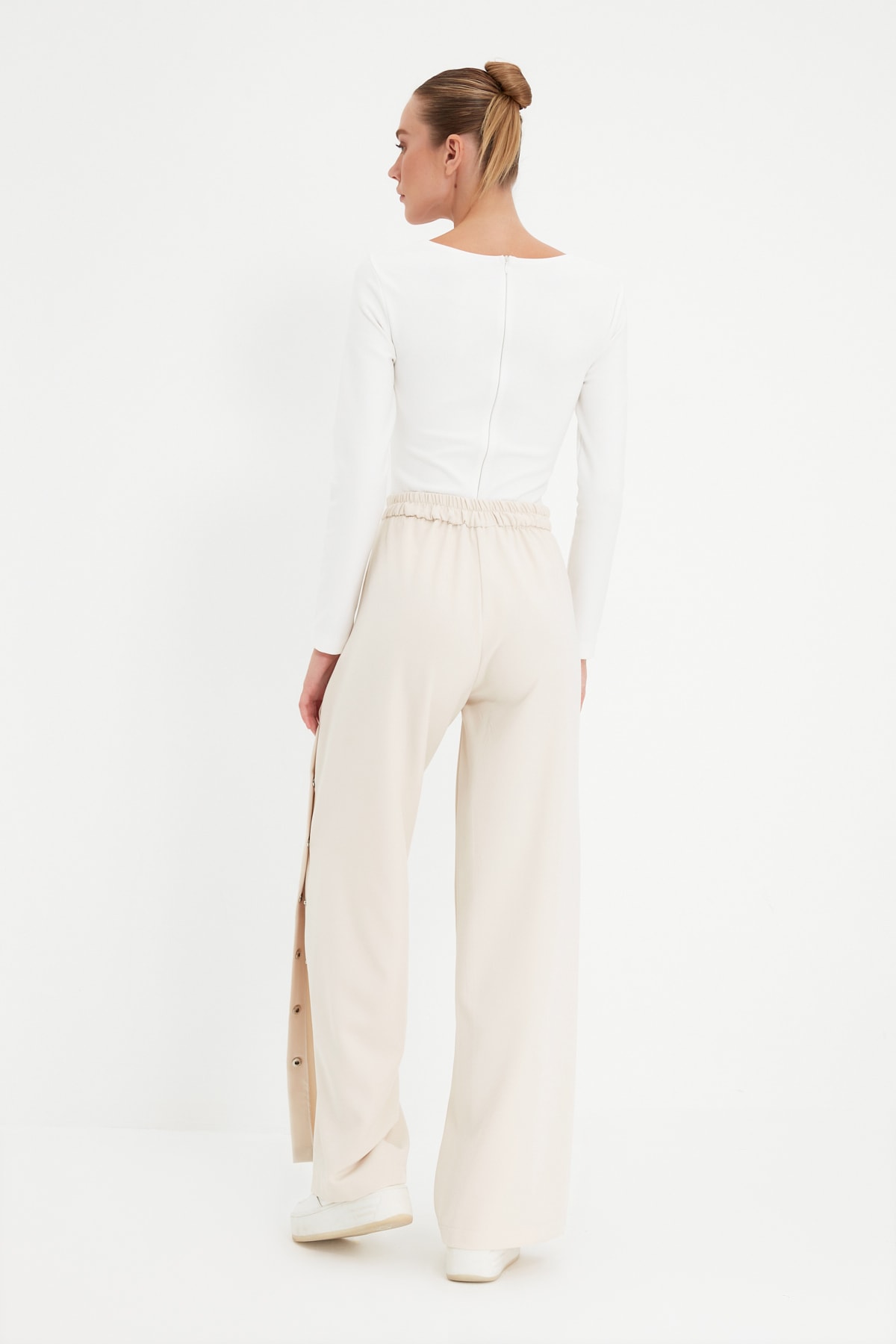 Pantaloni dama, Trendyol