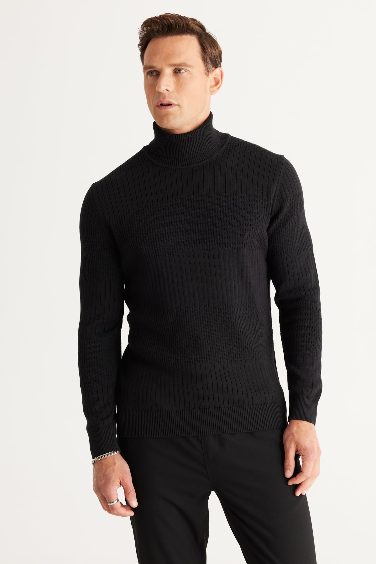 Levně AC&Co / Altınyıldız Classics Men's Black Standard Fit Regular Fit Full Turtleneck Cotton Jacquard Knitwear Sweater