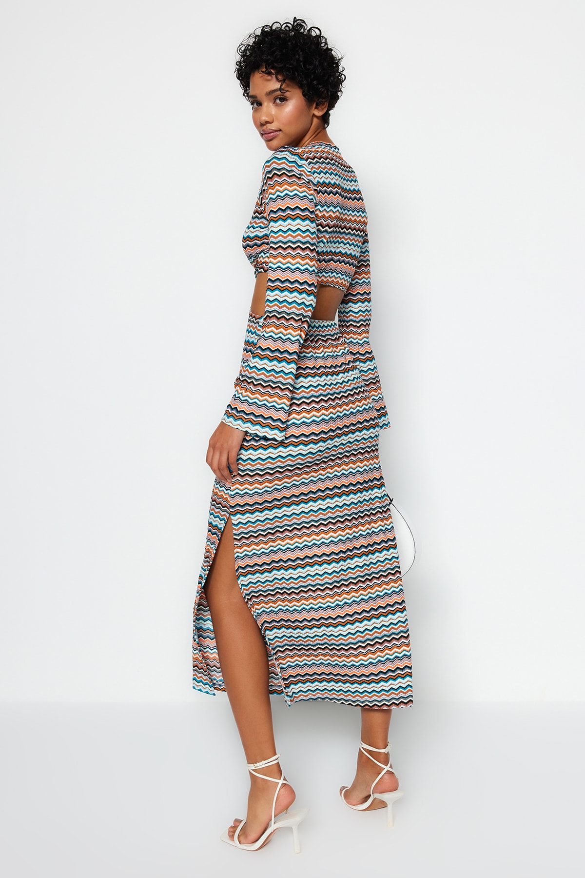 Trendyol Multi Color Cut Out Detail Printed Stretch Midi Knitted Dress