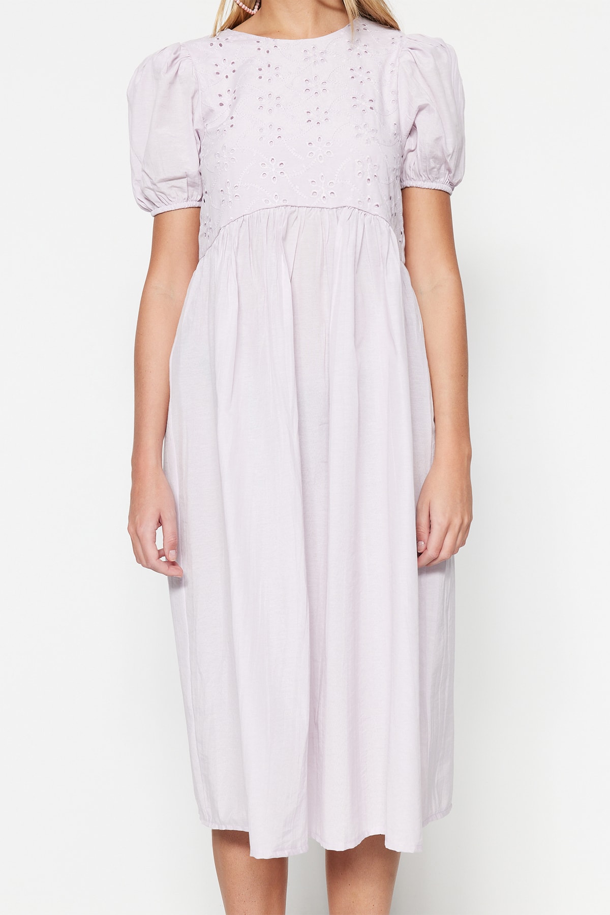 Trendyol Lilac țesut brode balon mânecă midi țesut rochie
