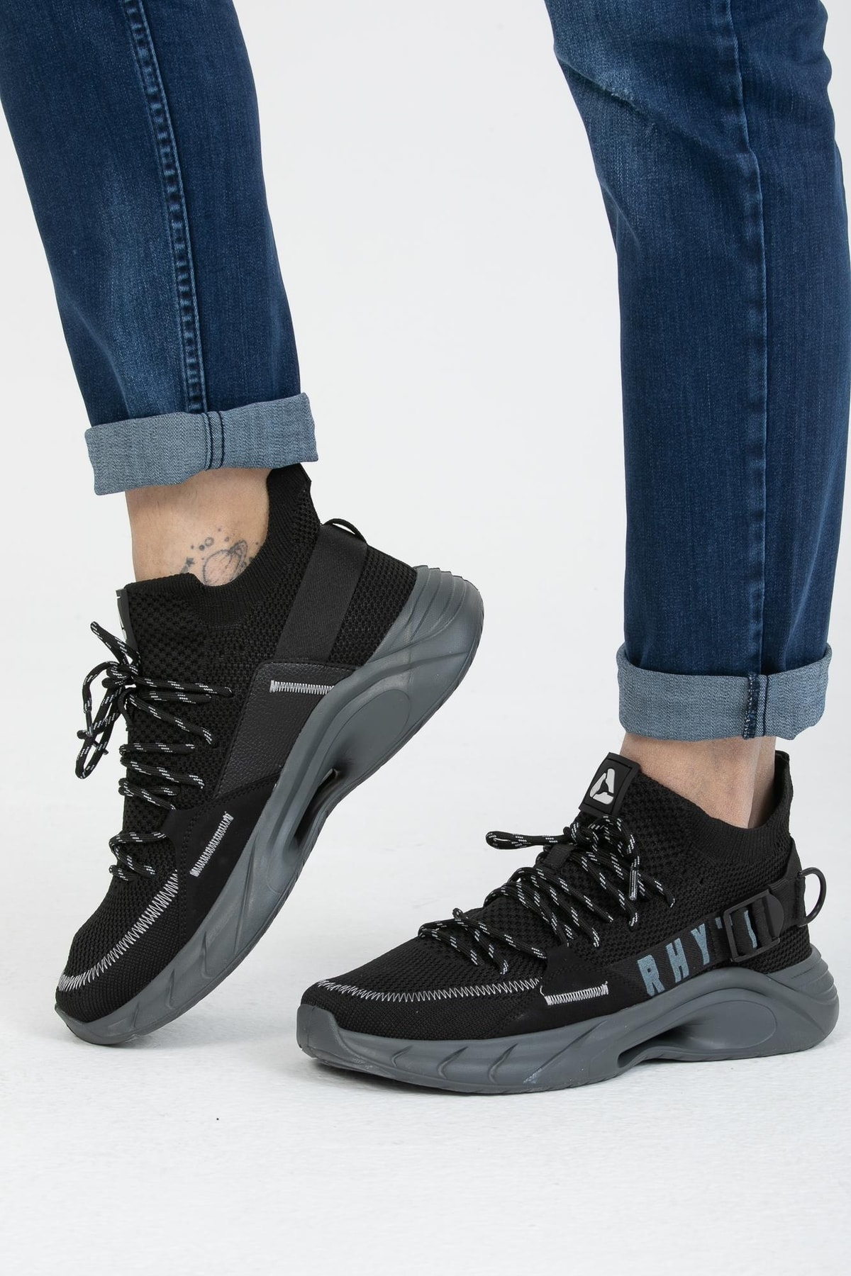 LETOON Rhythm - Black Unisex Sneaker Shoes