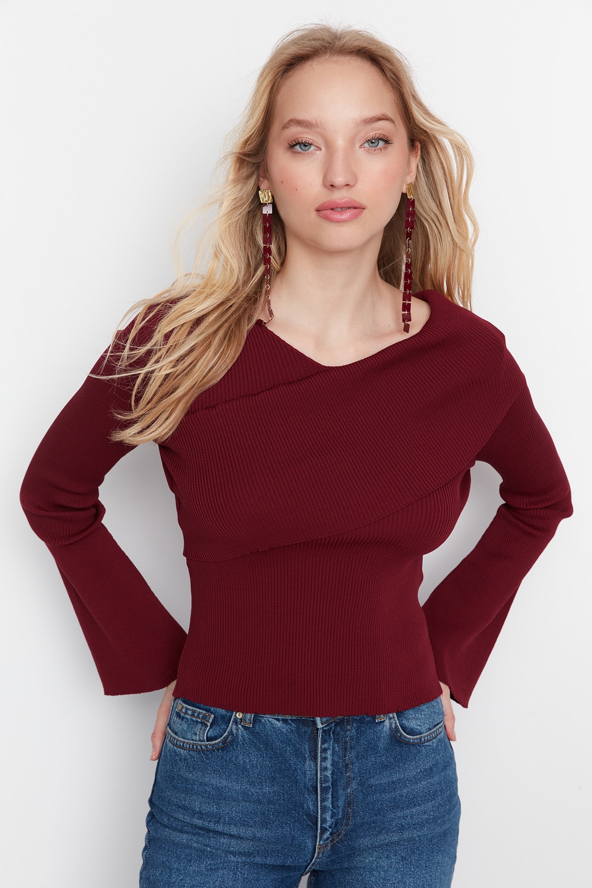 Trendyol Sweater - Burgundy - Regular fit