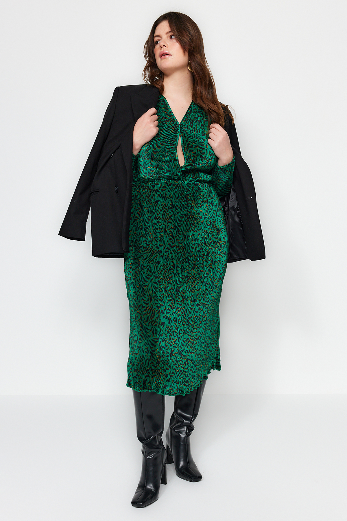 Trendyol Curve Green Animal Pattern Double Breasted Midi Woven Dress