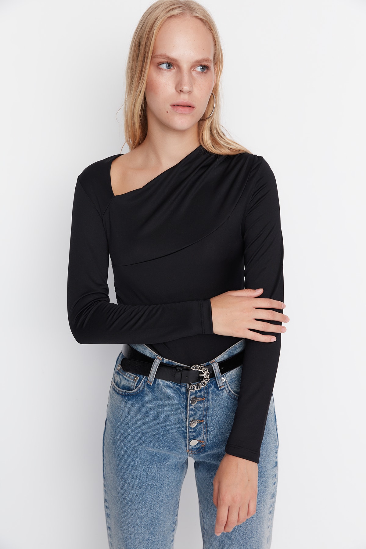 Trendyol Black Asymmetrical Collar Knitted Body with Snap Button
