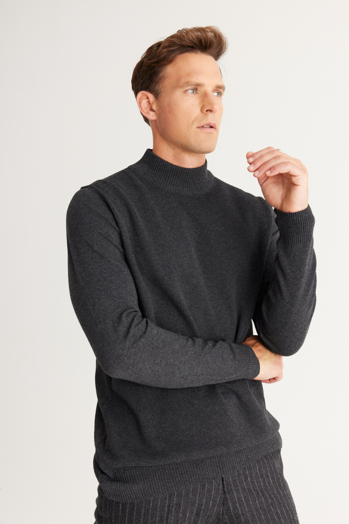 Levně ALTINYILDIZ CLASSICS Men's Smoked Standard Fit Normal Cut Half Turtleneck Cotton Knitwear Sweater.
