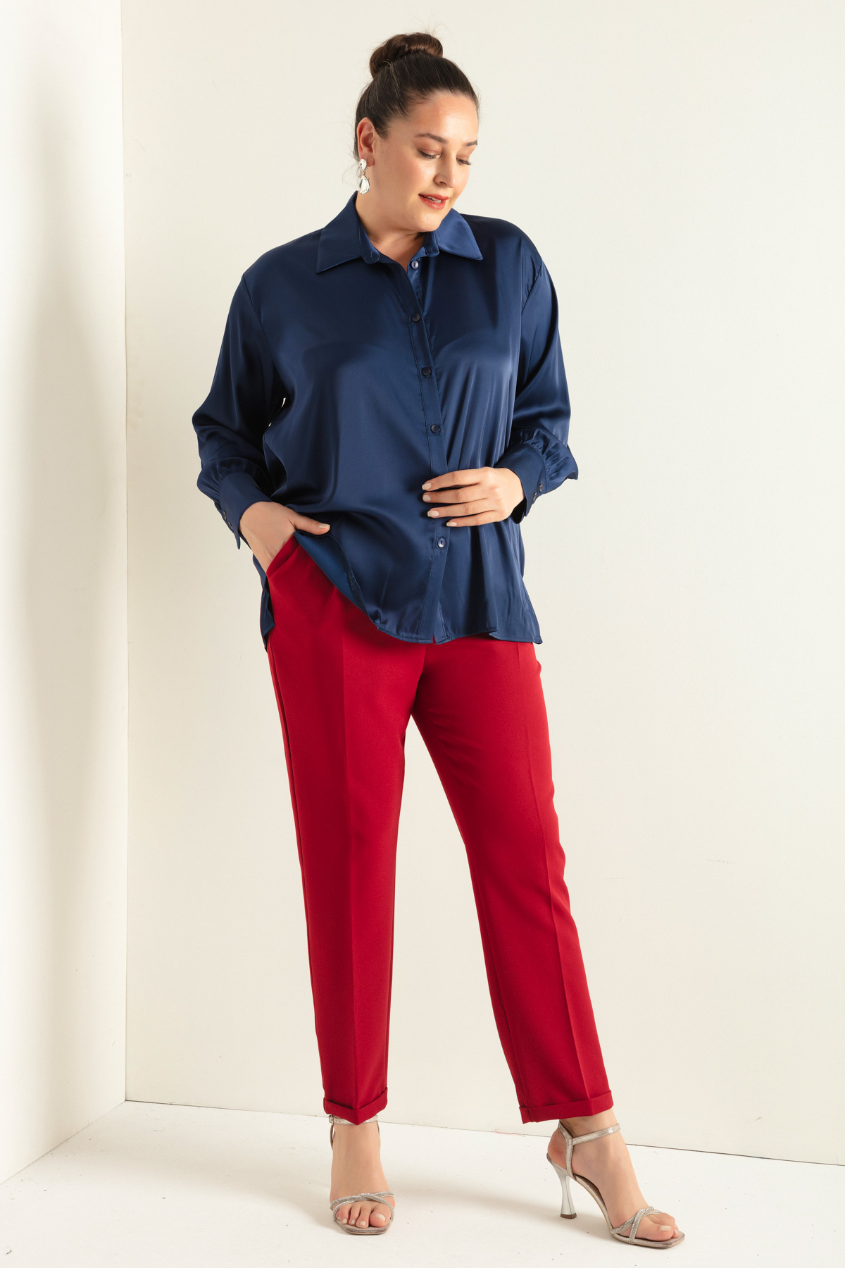 Lafaba Women's Burgundy Elastic Waist Plus Size Trousers