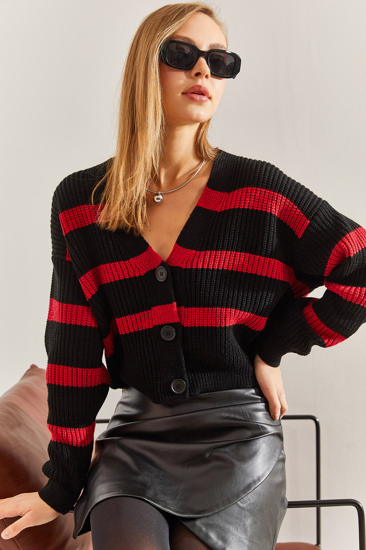 Bianco Lucci Women's Three-Button Striped Knitwear Cardigan