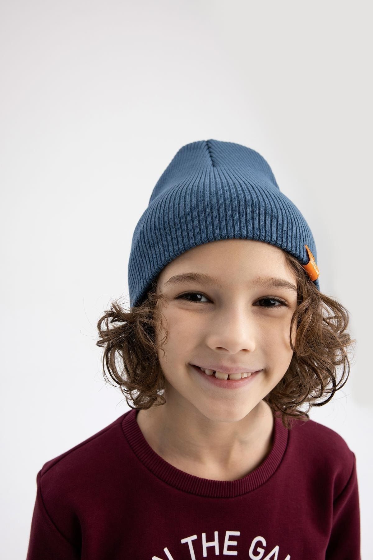 DEFACTO Boys' Knitwear Beanie