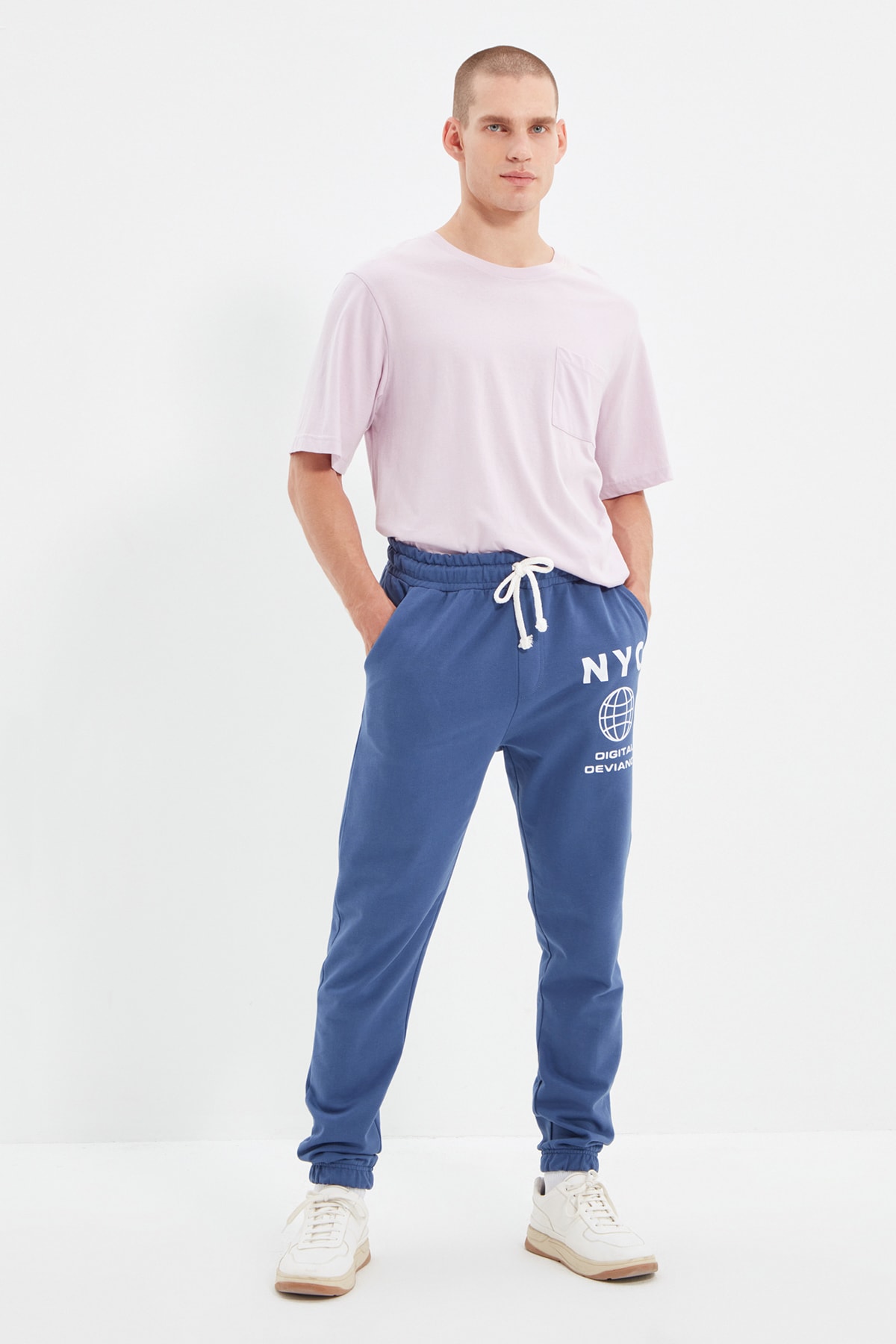 Trendyol Indigo Men's Regular Fit Elastic Leg Printed Sweatpants