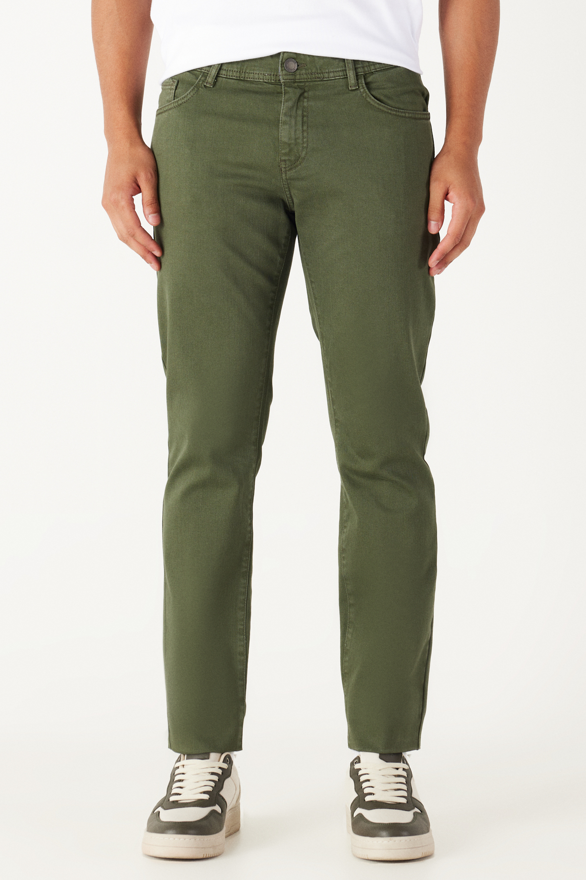 ALTINYILDIZ CLASSICS Men's Khaki 360 Degree Flexibility in All Directions. Comfortable Slim Fit Slim Fit Trousers.