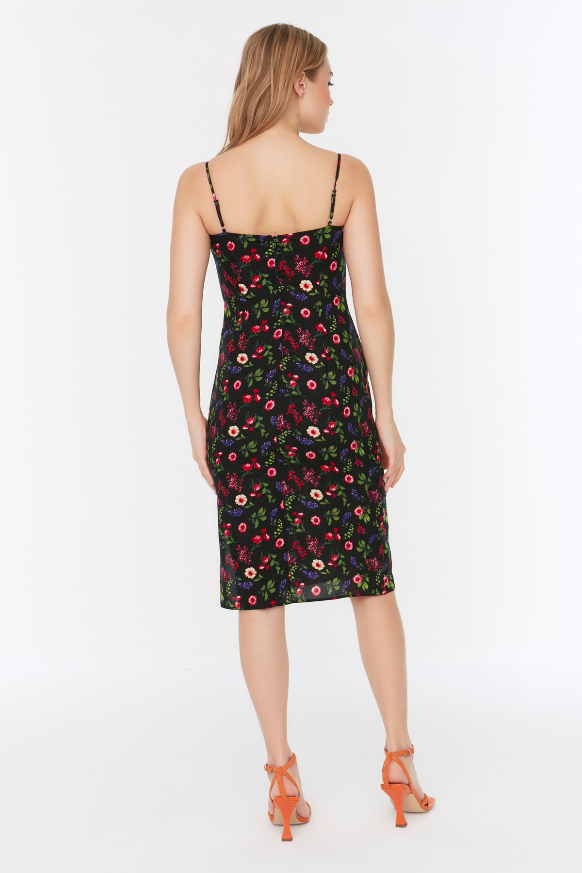 Trendyol Black Petite Strappy Guler Rochie țesută detaliată țesută