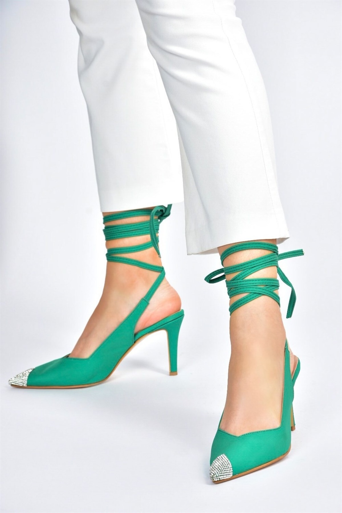 Levně Fox Shoes Green Satin Fabric Pointed Toe Stone Detailed Heeled Shoes