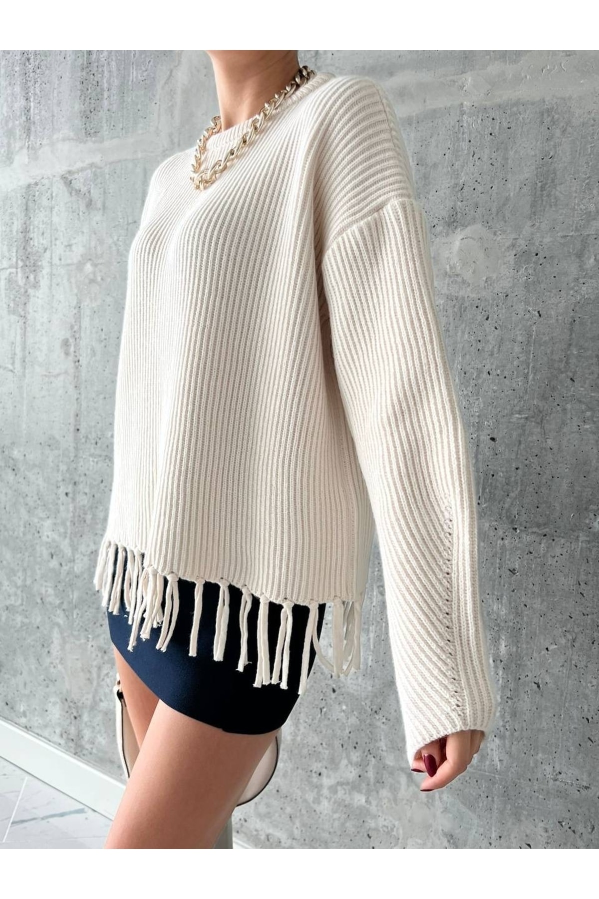 Laluvia Stone Fringed Knitted Sweater