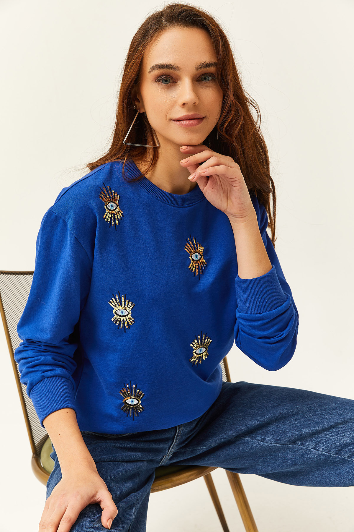 Olalook Women's Saxe Blue Eye Embroidered Seasonal Sweatshirt