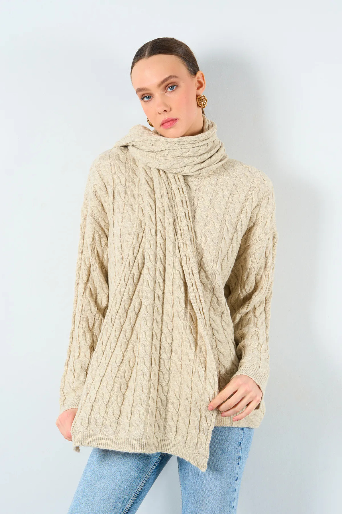Laluvia Light Beige Hair Braided Shawl Knitwear Sweater