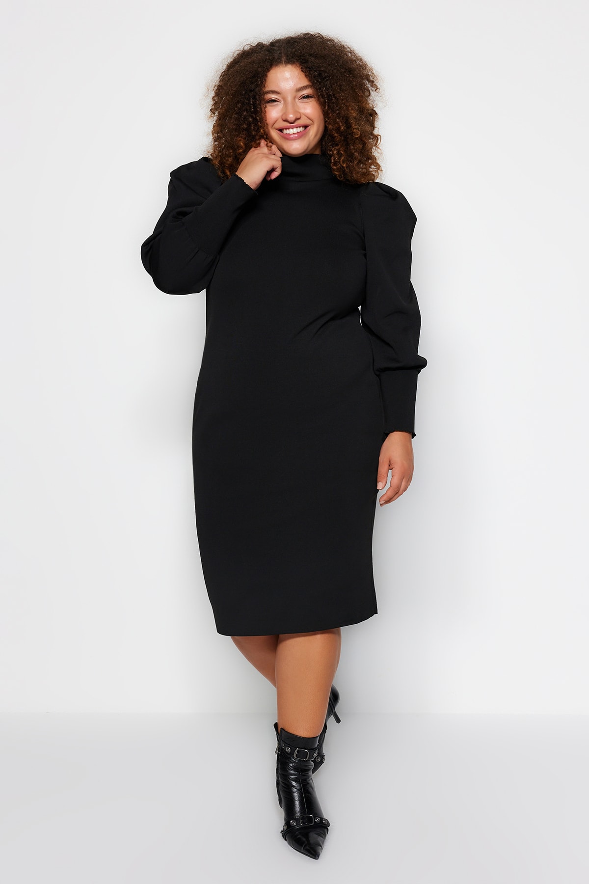 Trendyol Curve Black Sleeve Detailed Knitwear Dress