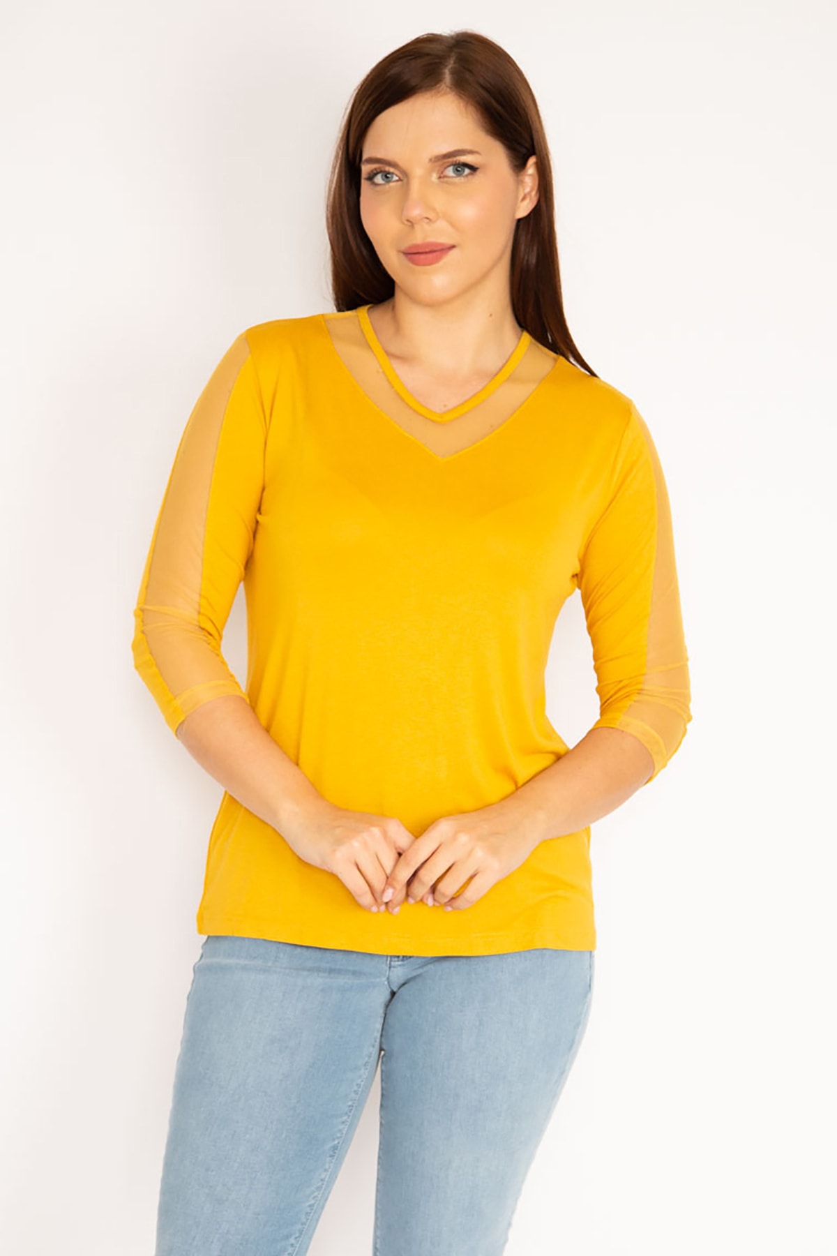 Levně Şans Women's Plus Size Mustard Viscose Blouse With Tulle Detail