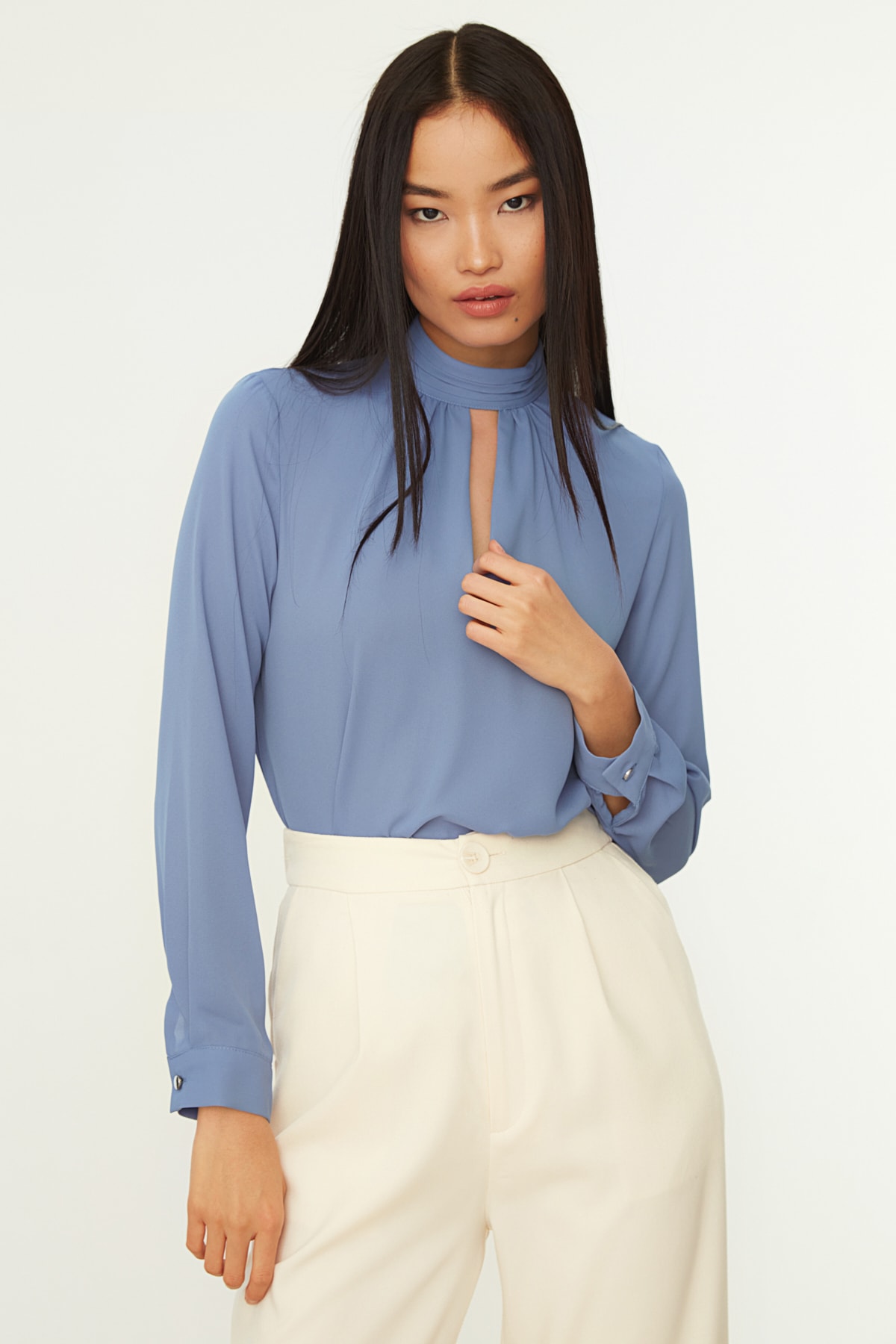 Dámská halenka Trendyol Collar detailed
