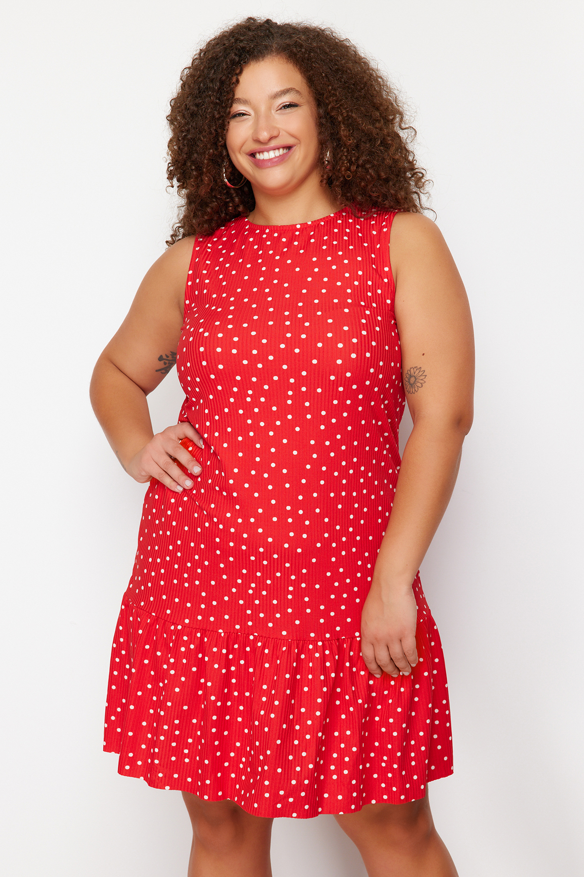 Trendyol Curve Red Polka Dot Printed Zero Sleeve Flounced Shift/Plain Mini Flexible Summer Knitted Dress