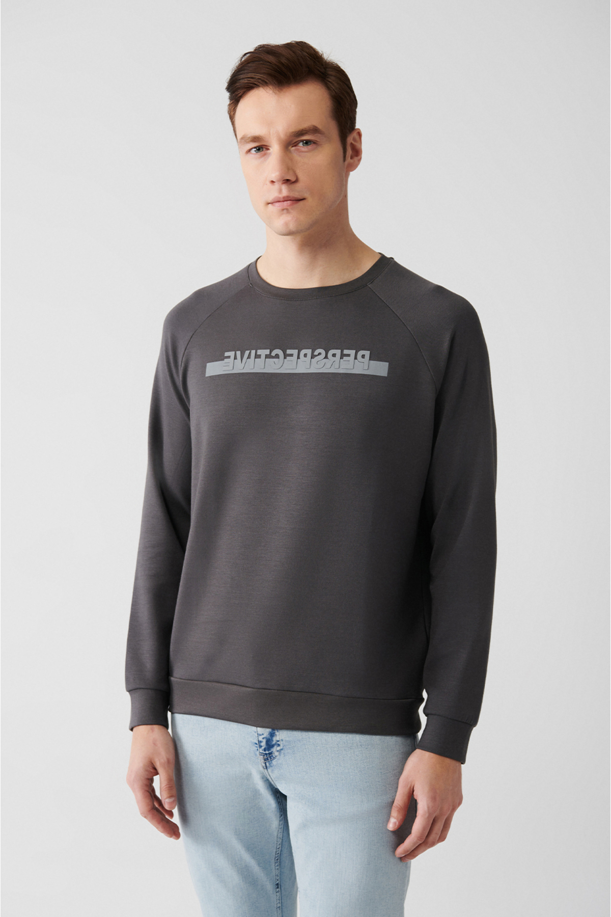 Levně Avva Men's Anthracite Soft Touch Crew Neck Printed Regular Fit Sweatshirt