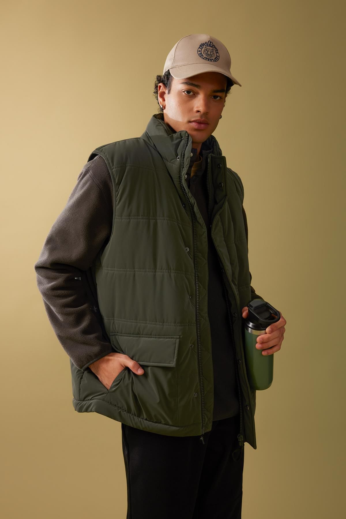 DEFACTO Stand Collar Puffer Vest