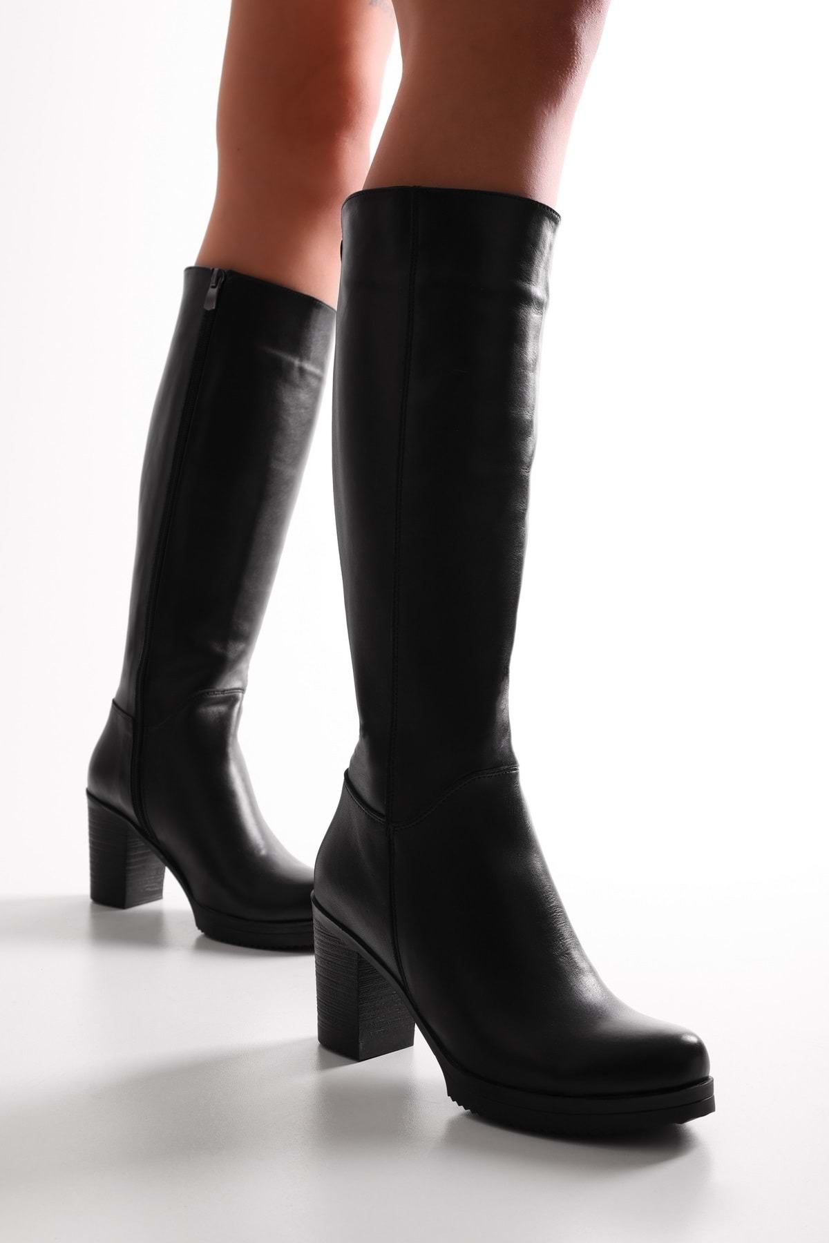 Levně Shoeberry Women's Erna Black Genuine Leather Heeled Boots Black Genuine Leather