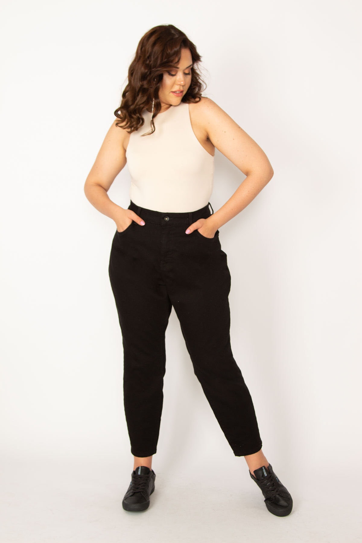 Levně Şans Women's Plus Size Black High Waist 5 Pockets, Skinny Leg Lycra Jeans