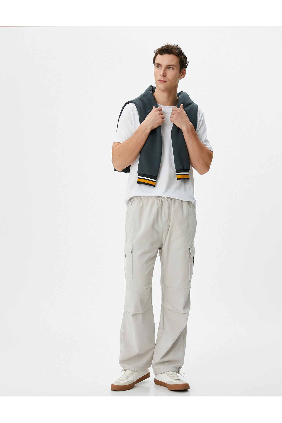 Levně Koton Cargo Parachute Loose Trousers with Elastic Waist Pocket Detail and Stoppers