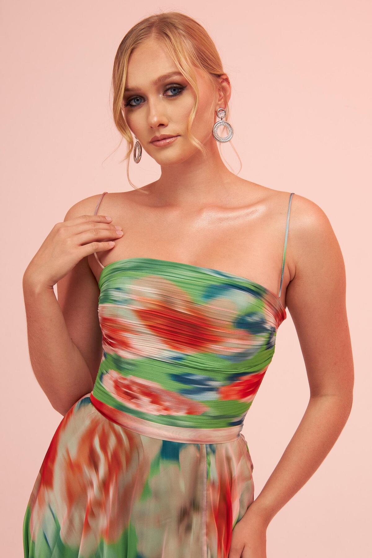 Carmen Green Evening Dress with Straps and a Slit