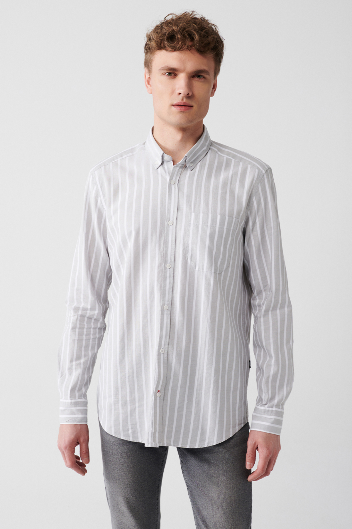 Levně Avva Men's Gray 100% Cotton Oxford Buttoned Collar Striped Regular Fit Shirt