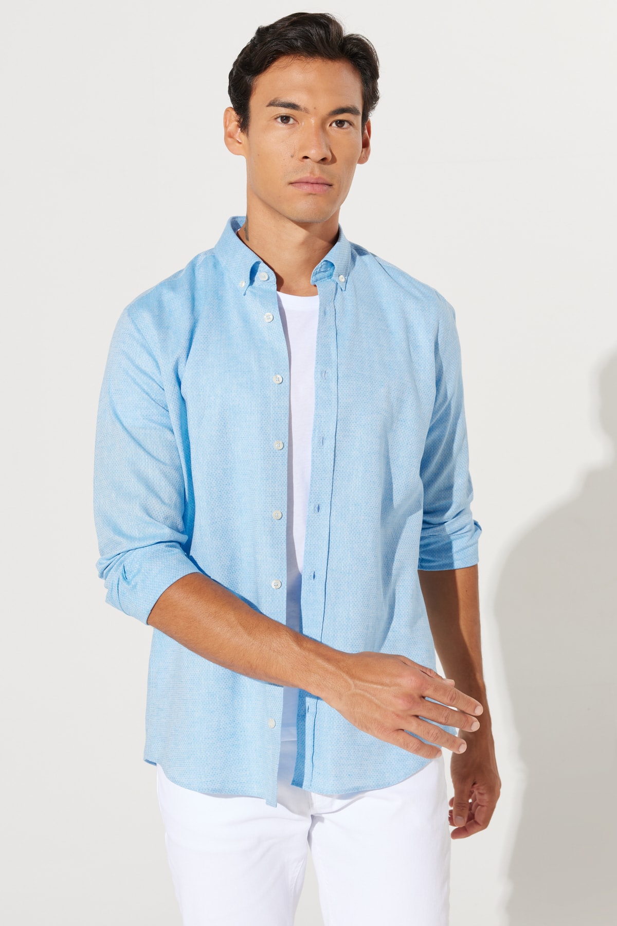 Levně AC&Co / Altınyıldız Classics Men's Blue Slim Fit Slim Fit Button Down Collar Cotton Dobby Linen Shirt