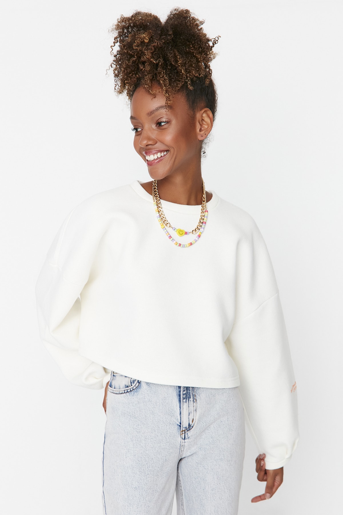 Levně Trendyol White Thick Fleece Comfort Fit Crop Sleeve Printed Knitted Sweatshirt
