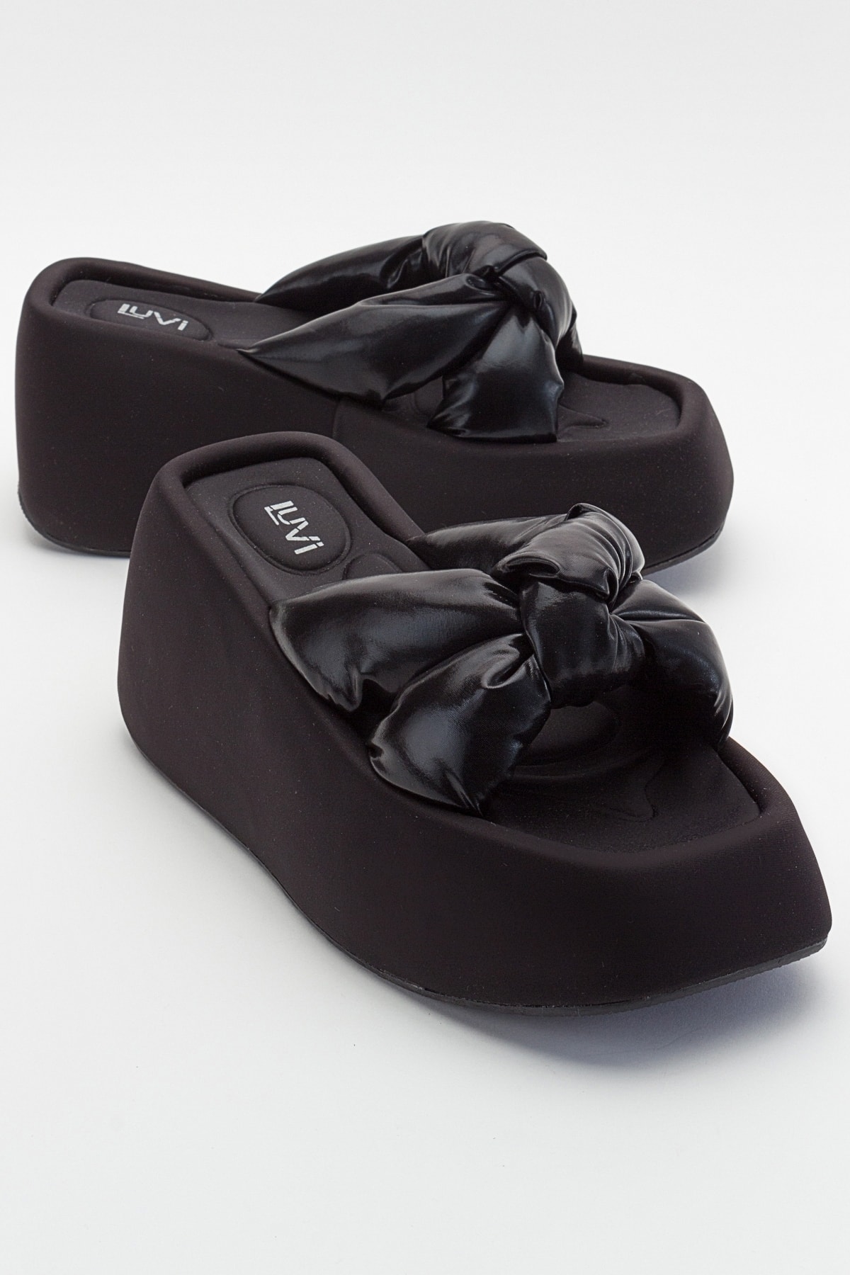 Levně LuviShoes Regno Women's Black Wedge Heels Slippers