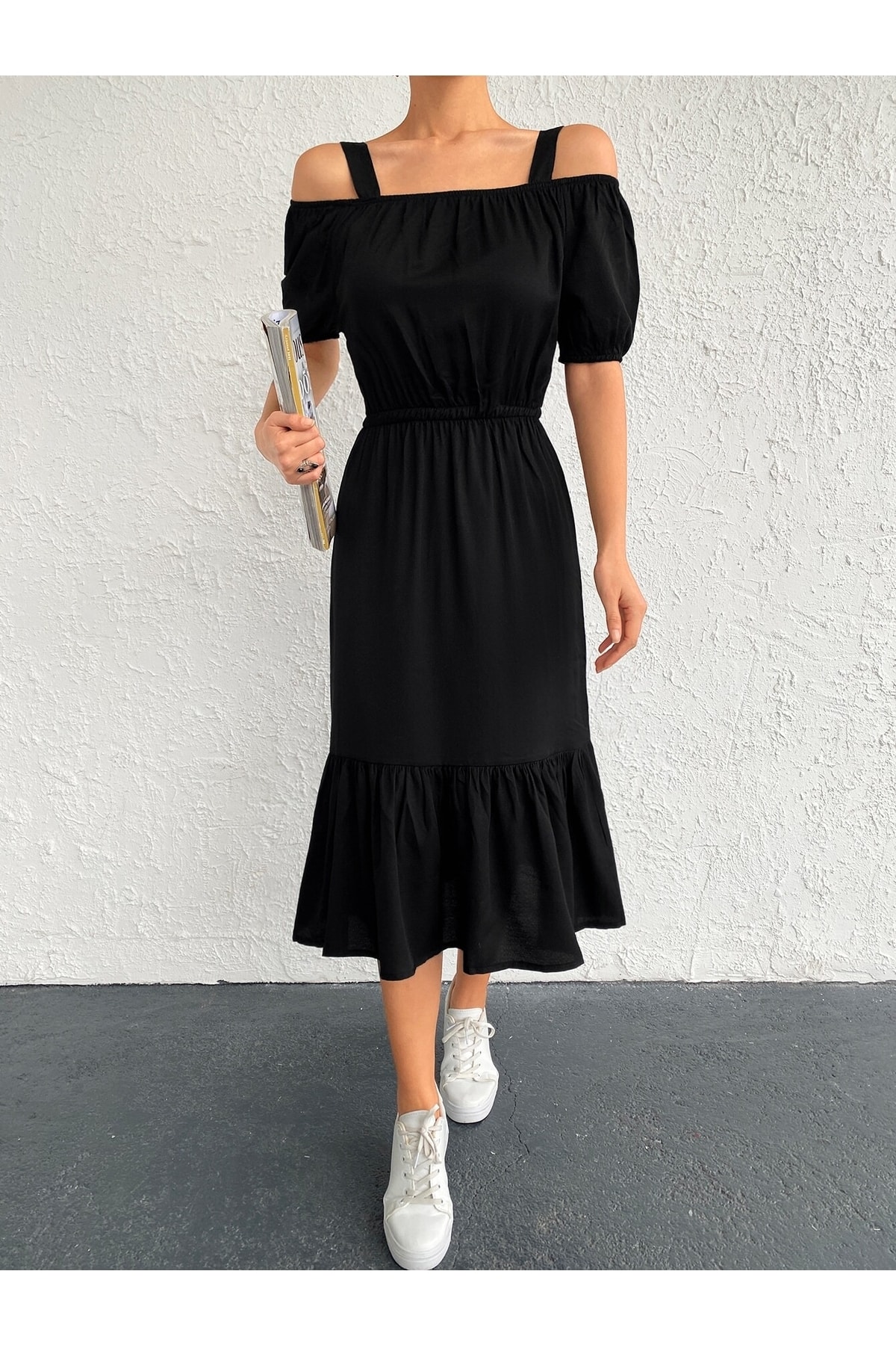 Levně armonika Dámské černé elastické šaty s páskem do pasu