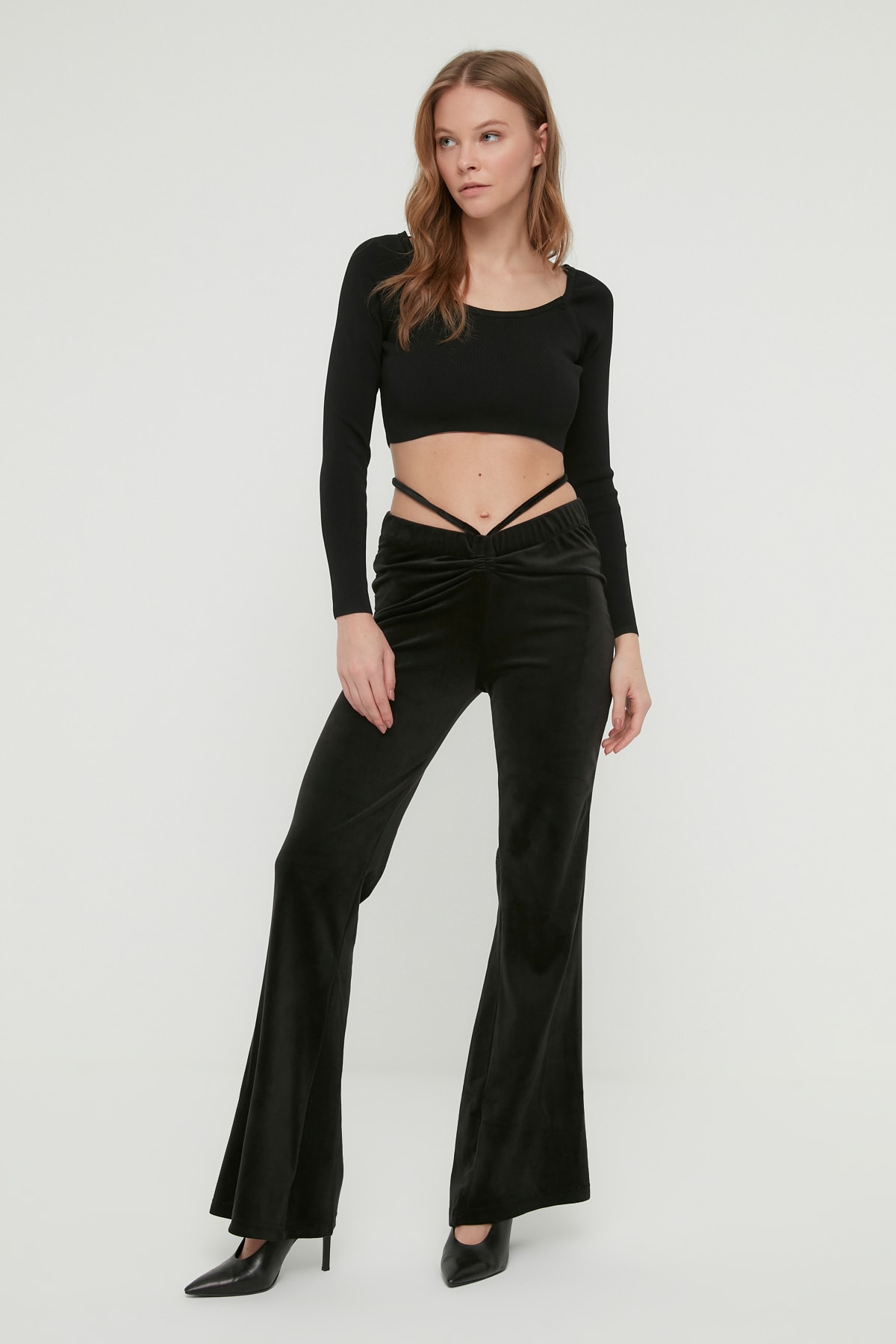 Trendyol Pants - Schwarz - Bootcut