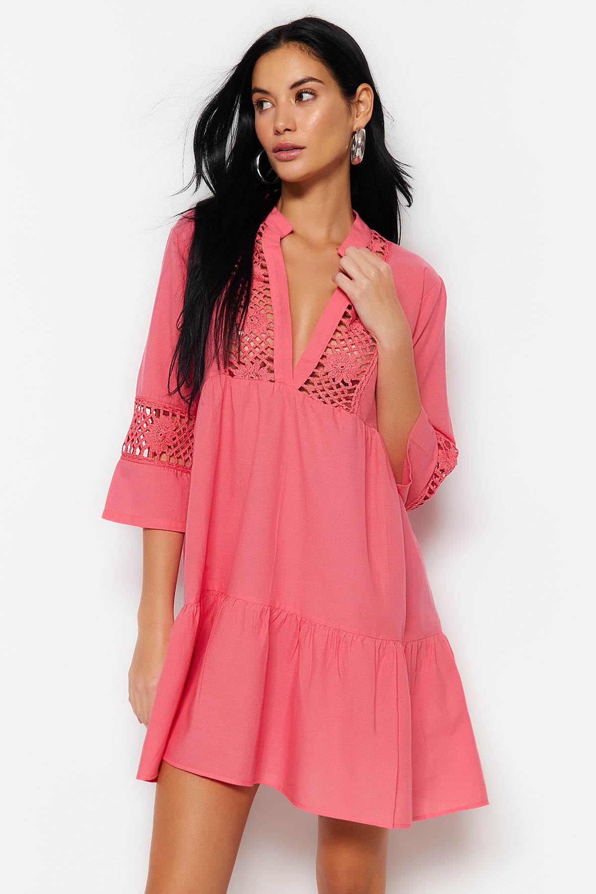 Levně Trendyol Beige Mini Woven Lace Detailed 100% Cotton Beach Dress
