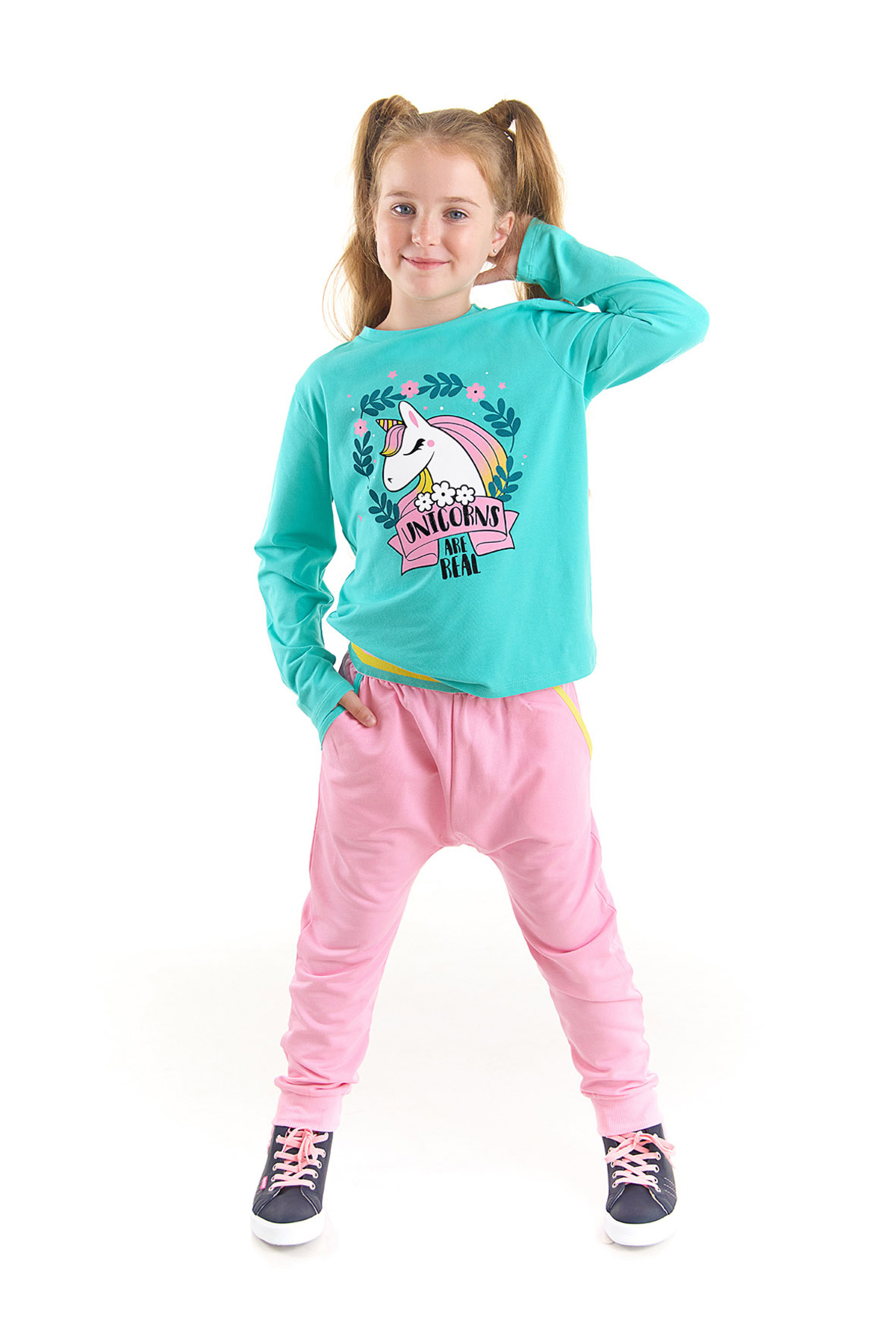 Levně Denokids Real Unicorn Girls Kids T-shirt Pants Suit