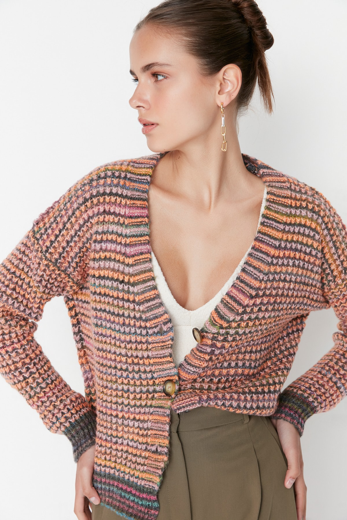 Levně Trendyol Vícebarevný pletený svetr s měkkou texturou